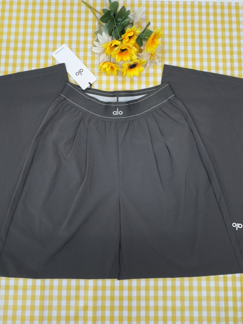 Versatile ALO Yoga🔆🔆 Women's Dark Grey Regular Suit Trousers (Brand New) - Picture 2 of 7